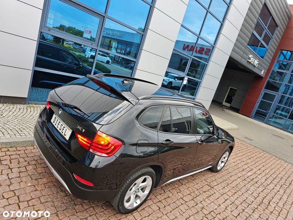 BMW X1 sDrive18d xLine - 22