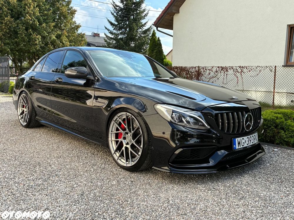 Mercedes-Benz Klasa C AMG 63 S AMG Speedshift 7G-MCT - 34