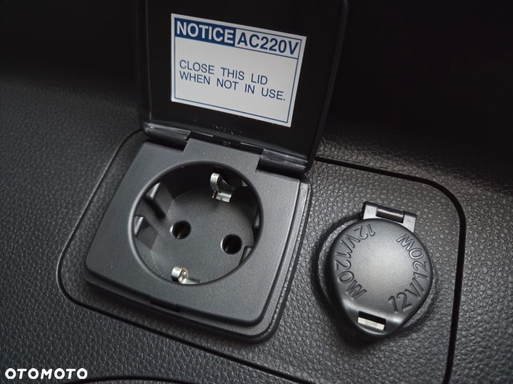 Toyota RAV4 - 32