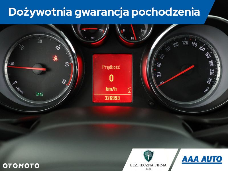 Opel Insignia - 9