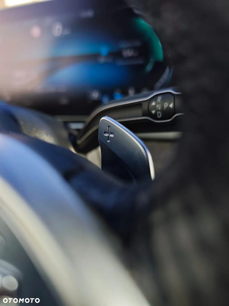 Mercedes-Benz GLS - 26