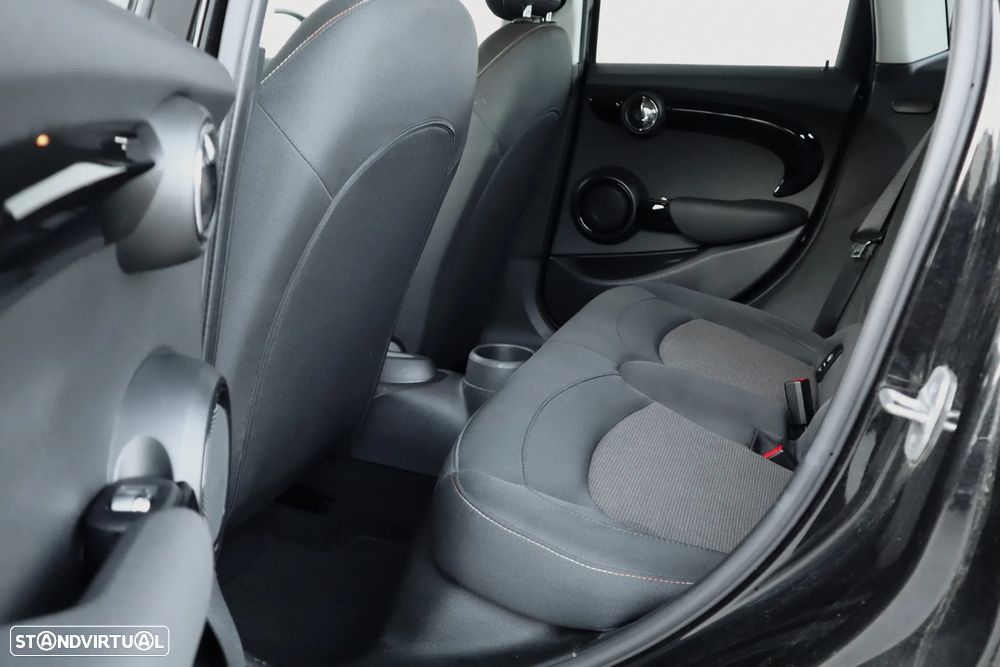 MINI 5 Portas One Yours - 9