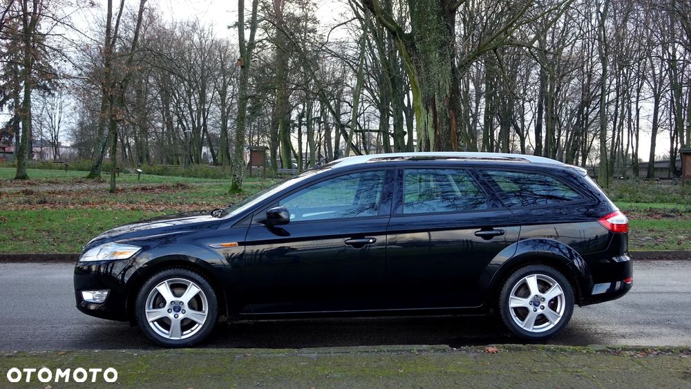 Ford Mondeo - 27