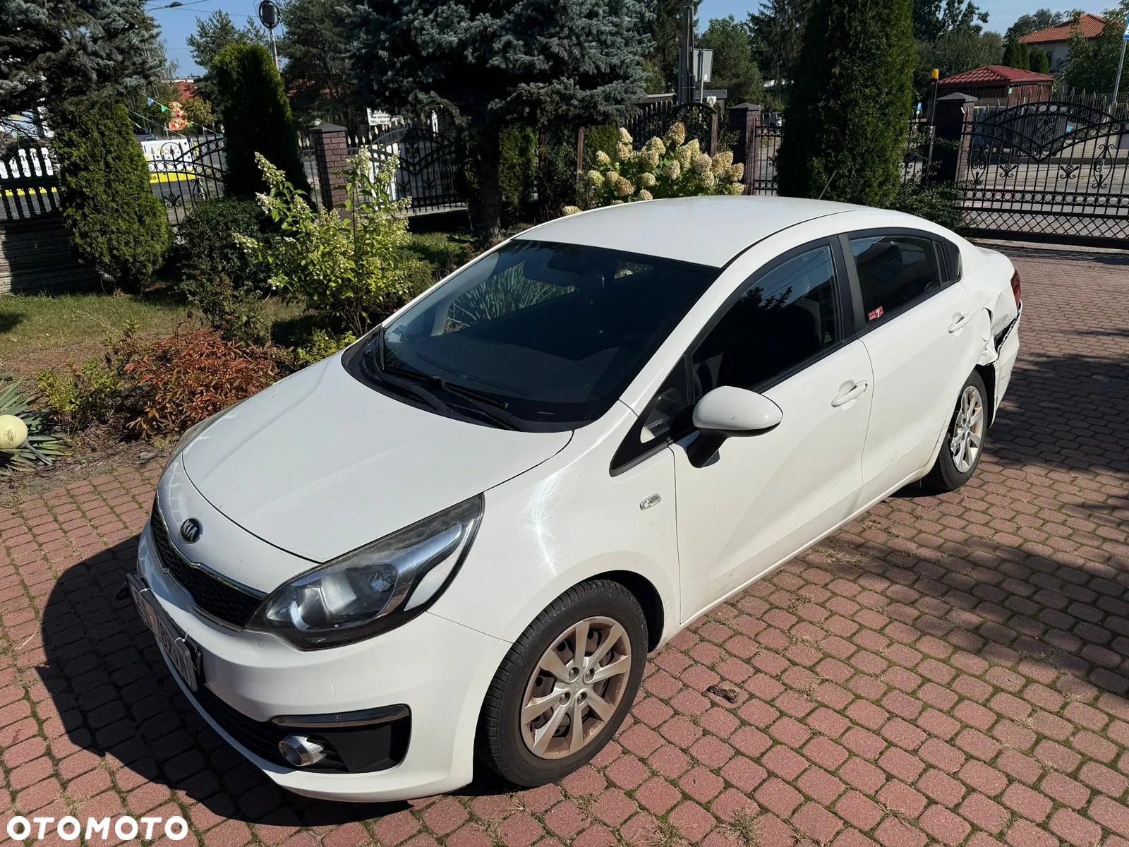 Kia Rio 1.2 L - 9