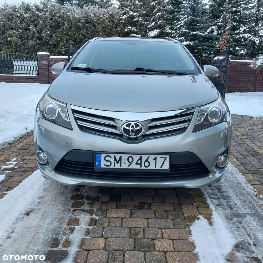 Toyota Avensis - 2