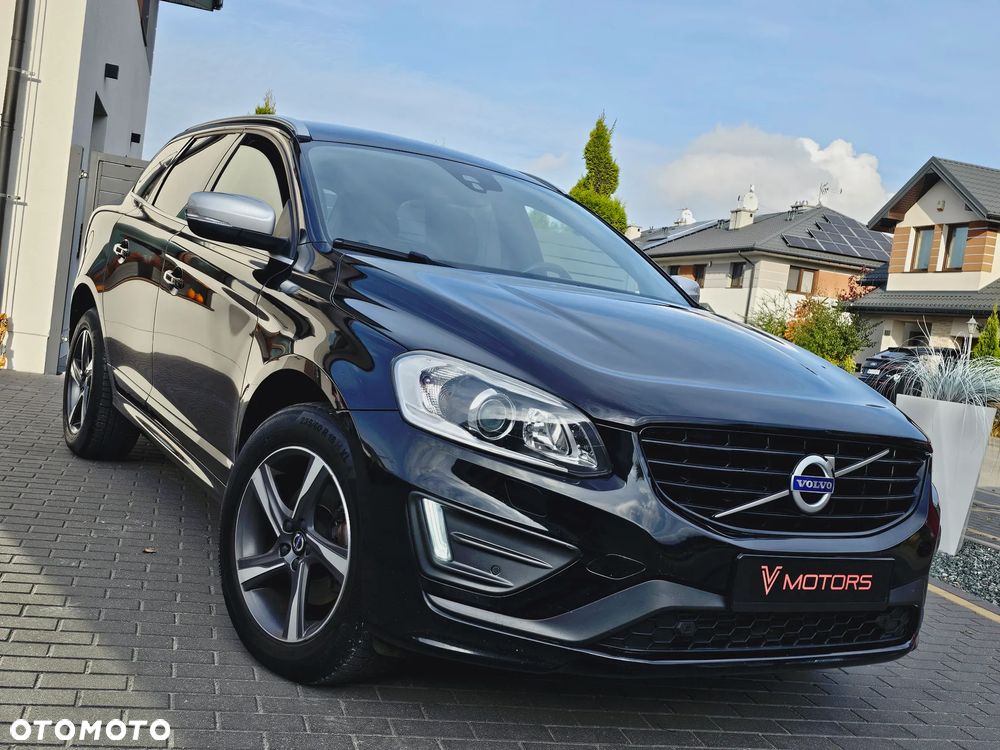 Volvo XC 60 D3 Drive-E R-Design Momentum - 24