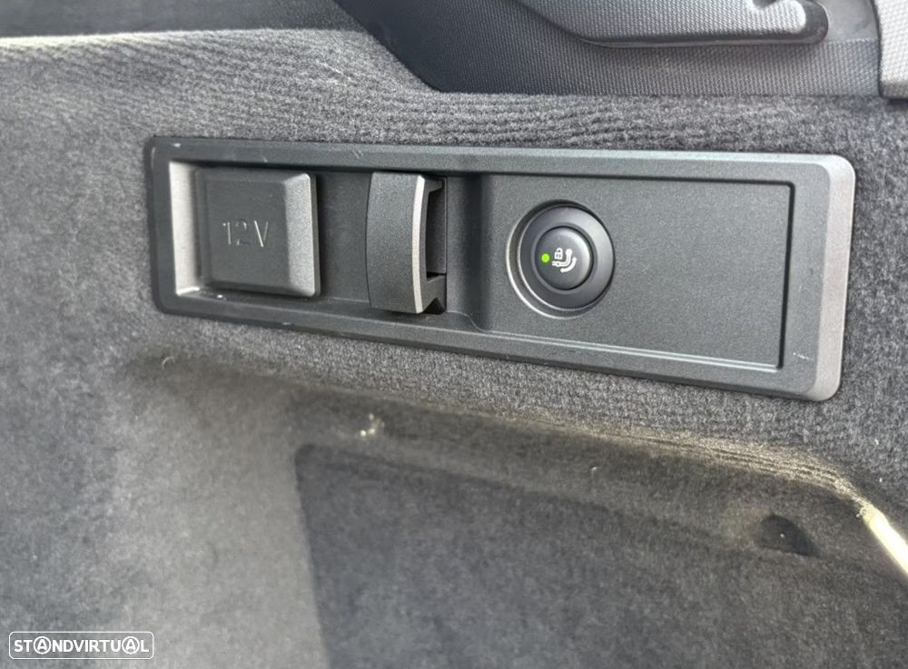 BMW 330 e Aut. M Sport - 18