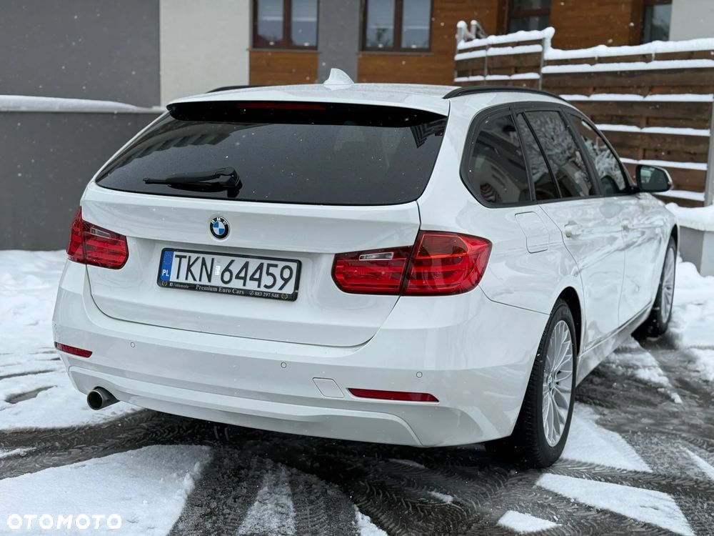 BMW Seria 3 320d xDrive Sport Line - 7