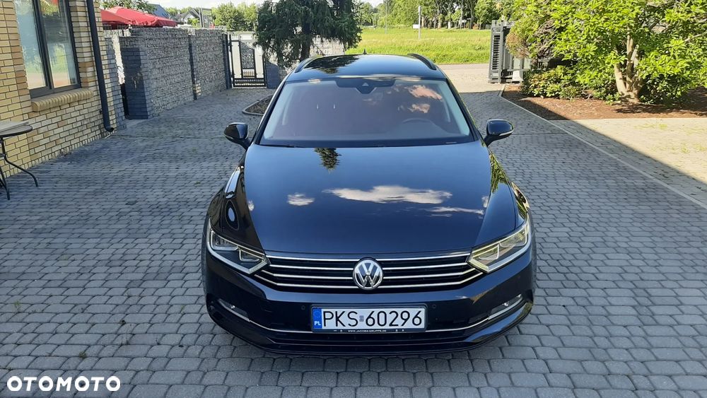 Volkswagen Passat 1.6 TDI SCR DSG Business - 2