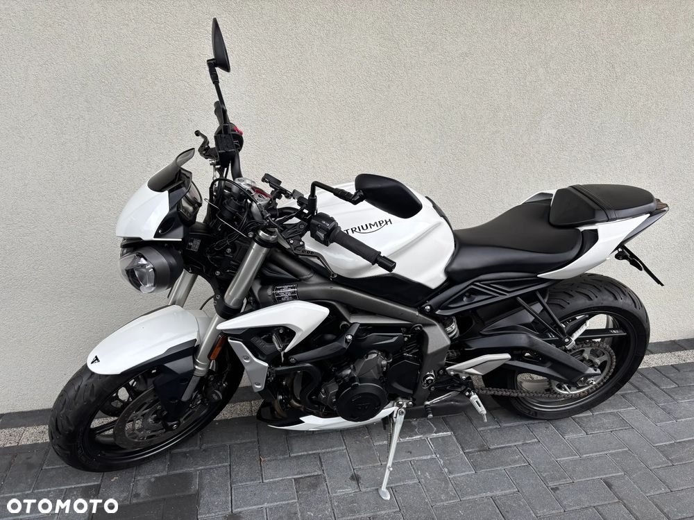 Triumph Street Triple - 3