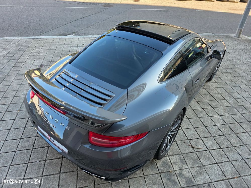 Porsche 911 (991) Turbo PDK - 13