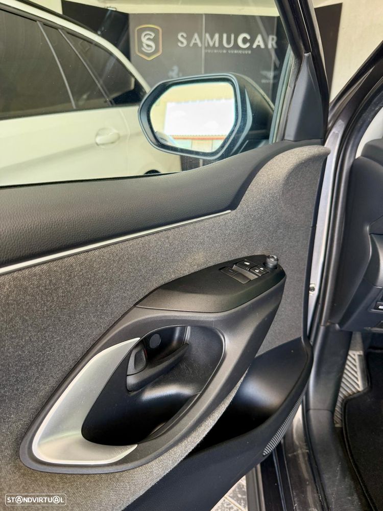 Toyota Yaris 1.5 HDF Comfort Plus - 16