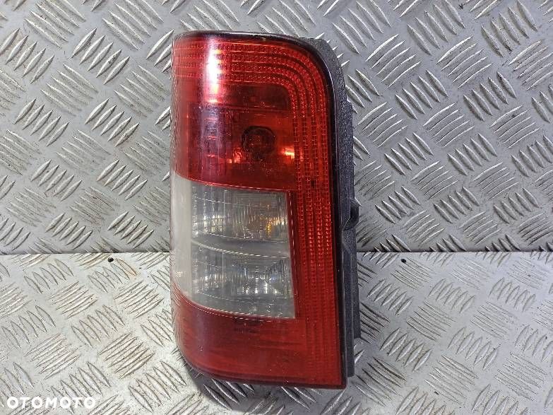 LAMPA LEWA TYLNA CITROEN BERLINGO - 1
