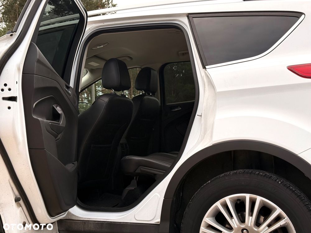 Ford Kuga - 18