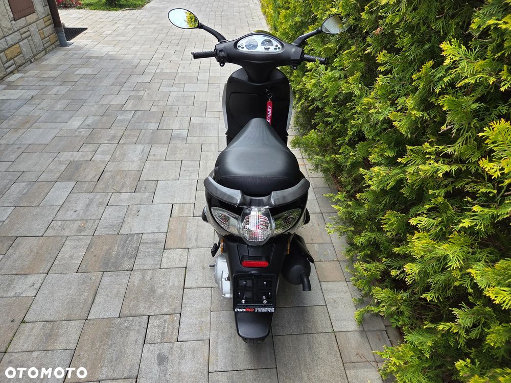 Piaggio FLY - 9