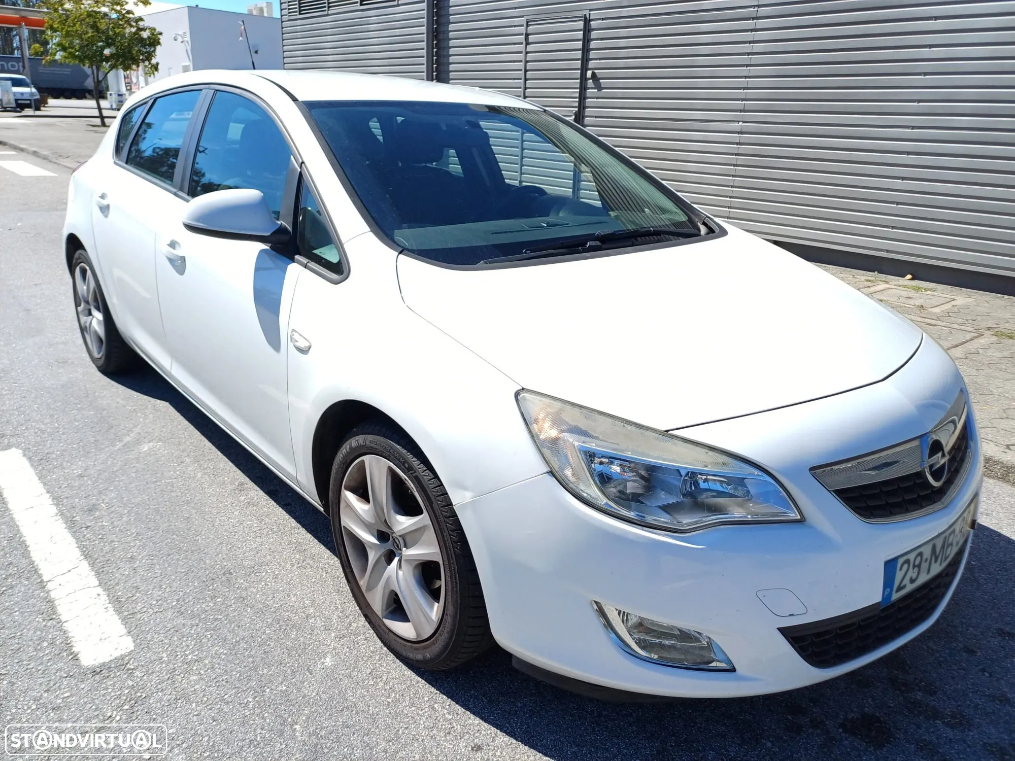 Opel Astra 1.3 CDTi Cosmo - 2
