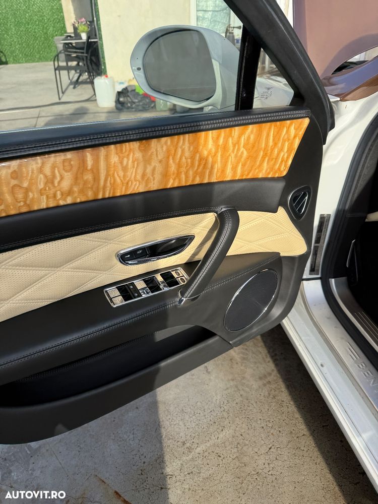 Bentley Flying Spur V8 Mulliner - 8