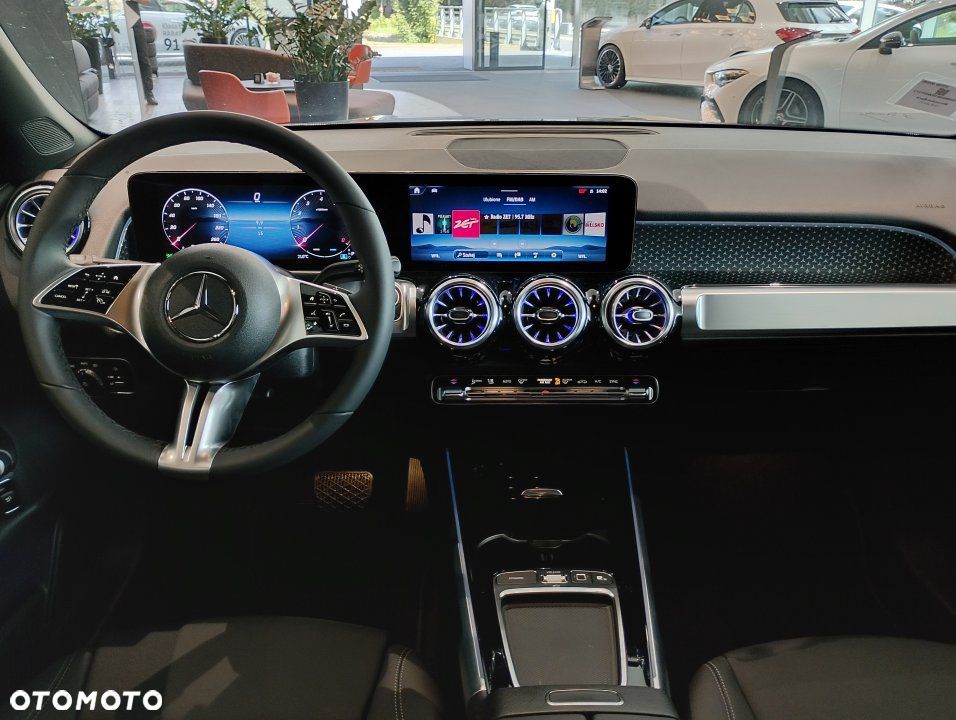 Mercedes-Benz GLB - 6