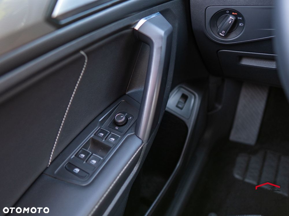 Volkswagen Tiguan - 25