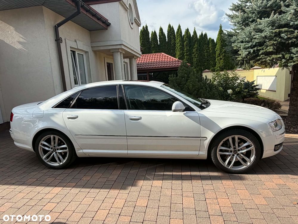 Audi A8 4.2 FSI Quattro - 4