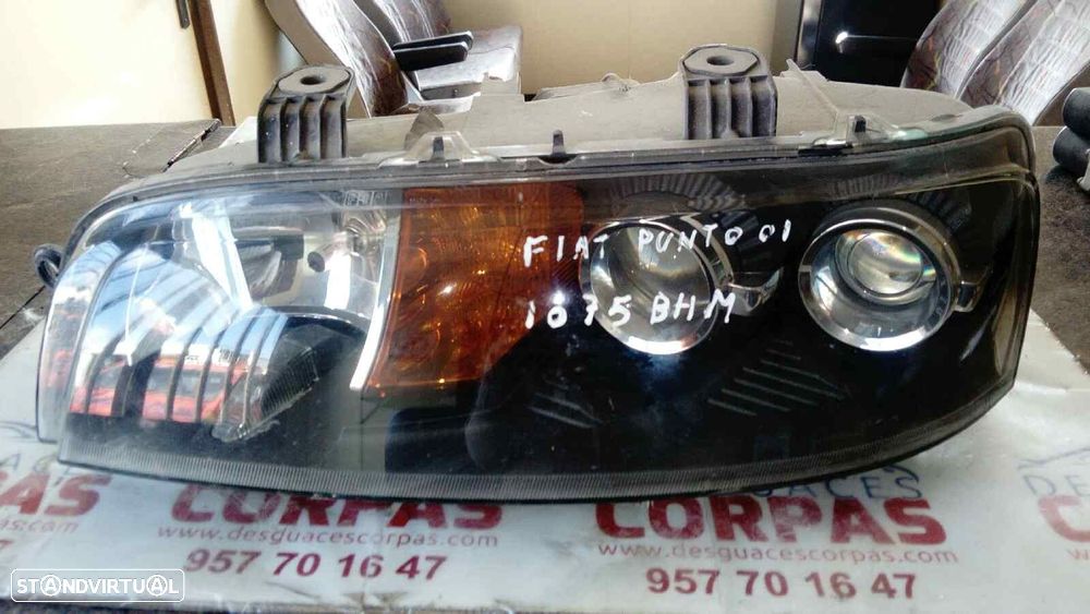 FAROL ESQUERDO FIAT PUNTO 2001 - - 4