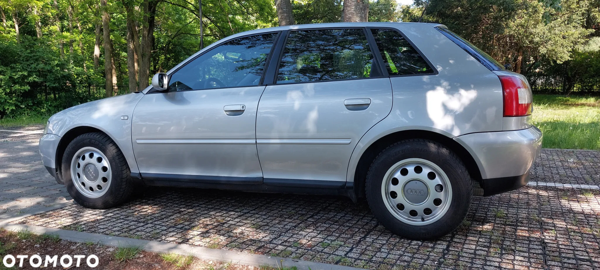 Audi A3 1.6 Ambiente - 4
