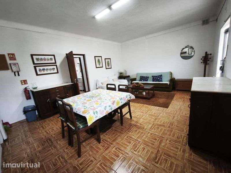RC moradia T2 remodelada - Grande imagem: 4/11