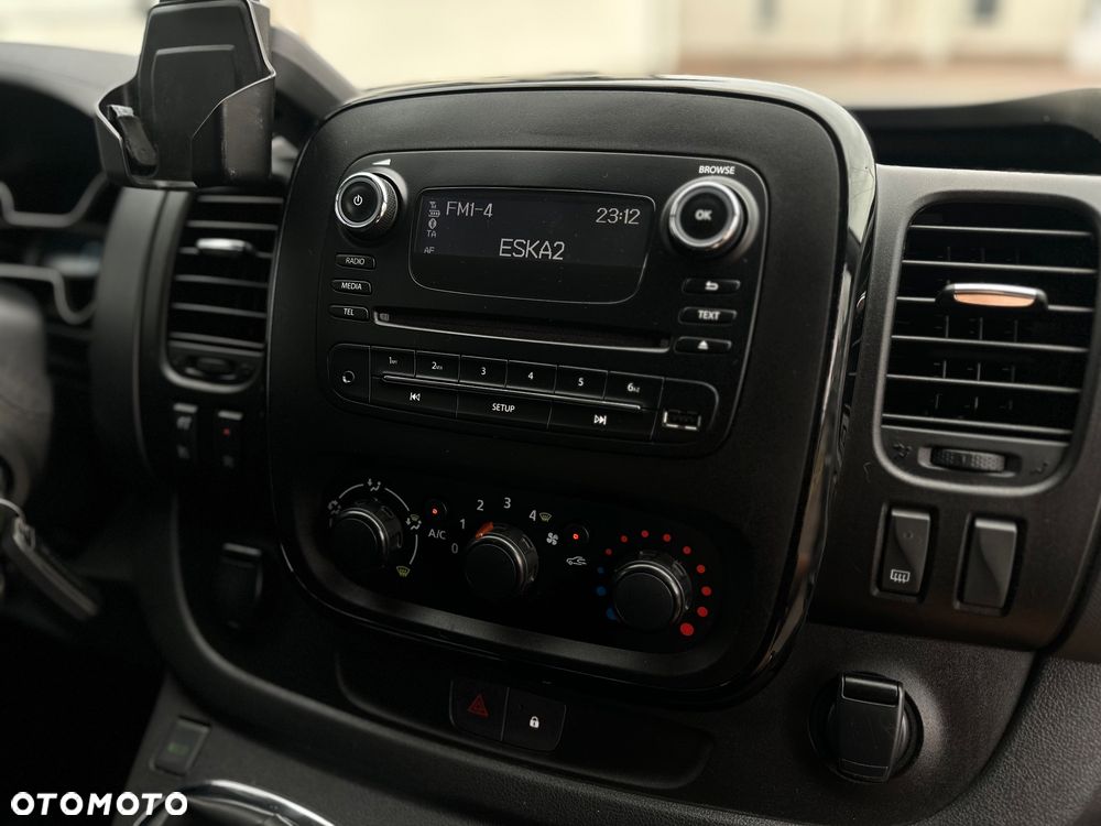 Opel Vivaro - 21