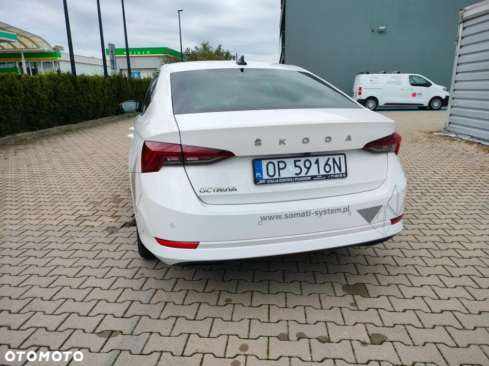 Skoda Octavia 2.0 TDI Active - 5