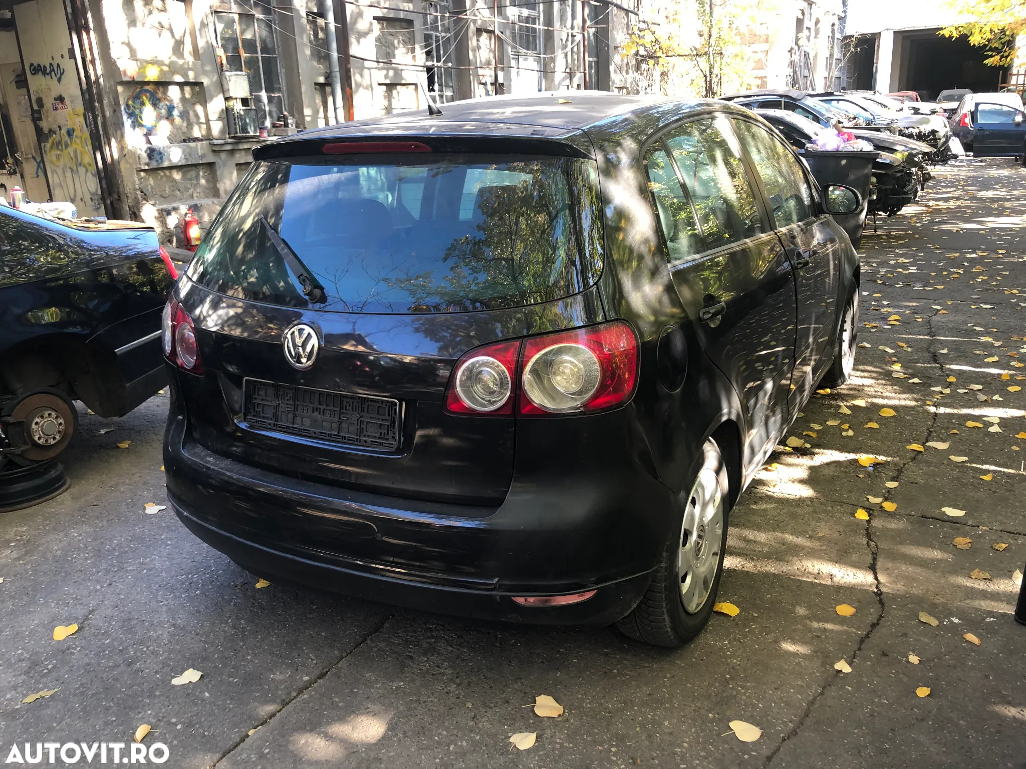 Dezmembrez VW Volkswagen Golf 5 plus negru 1.9 TDI cod BXE - 6