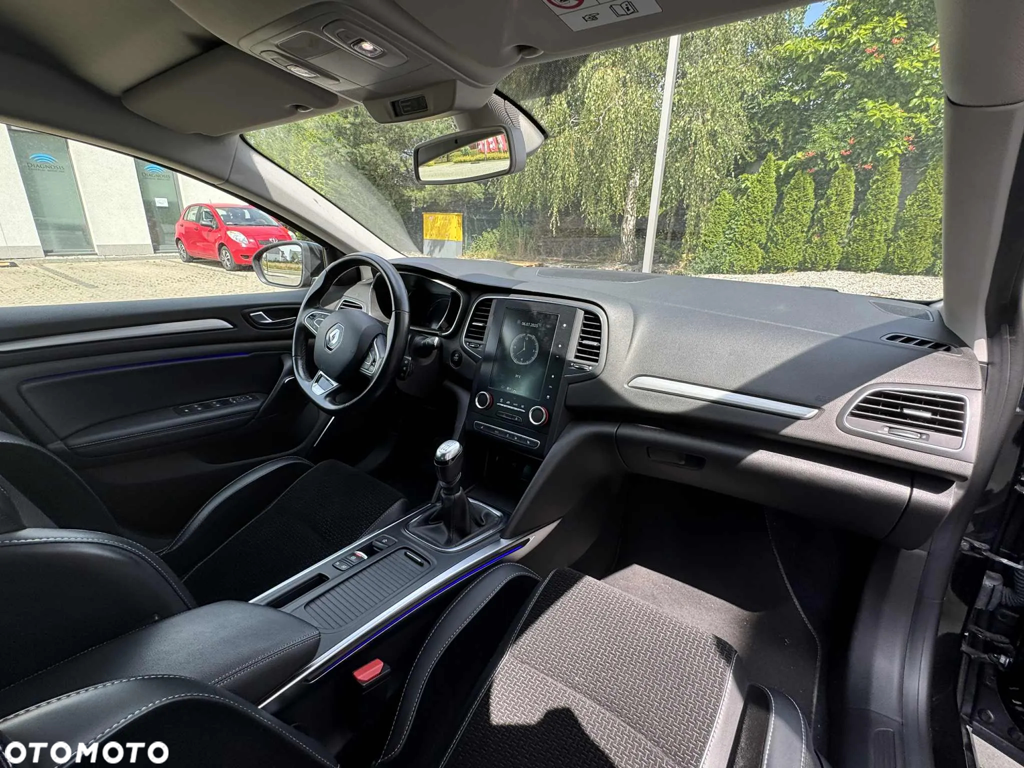 Renault Megane 1.3 TCe FAP Intens - 8