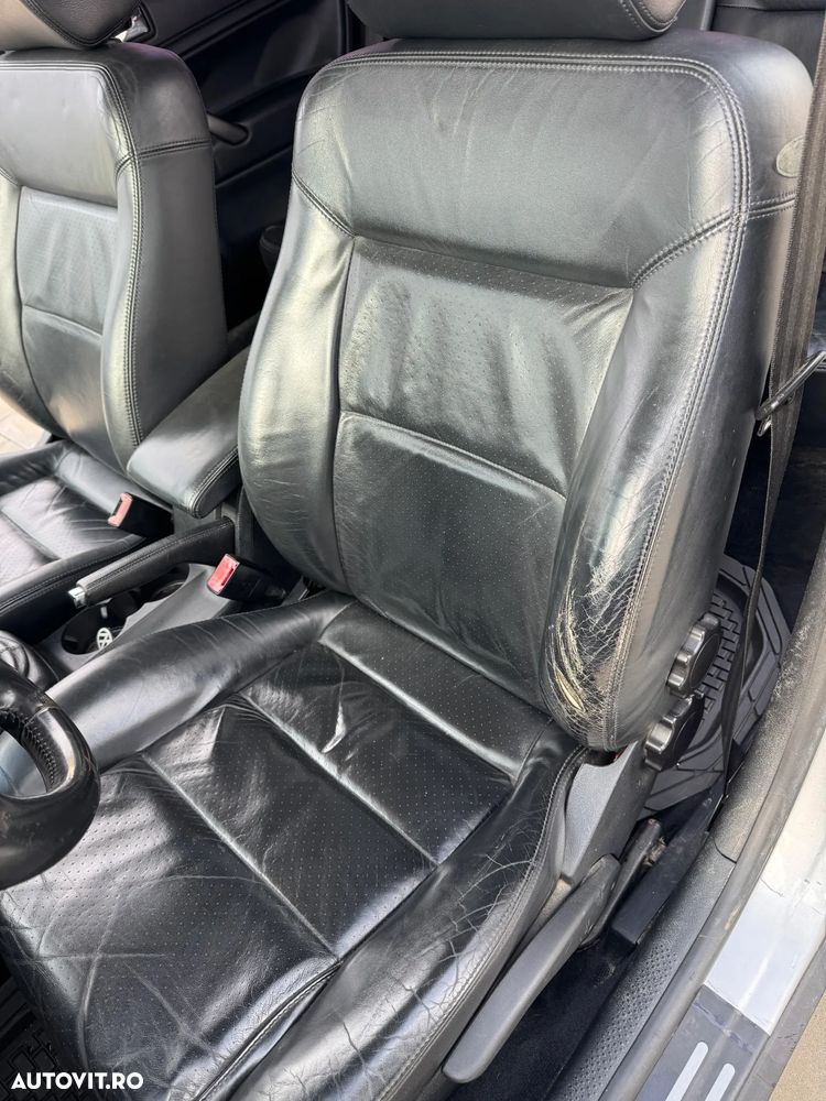 Volkswagen Passat - 35