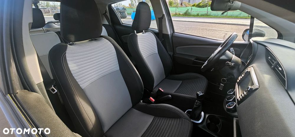 Toyota Yaris - 15