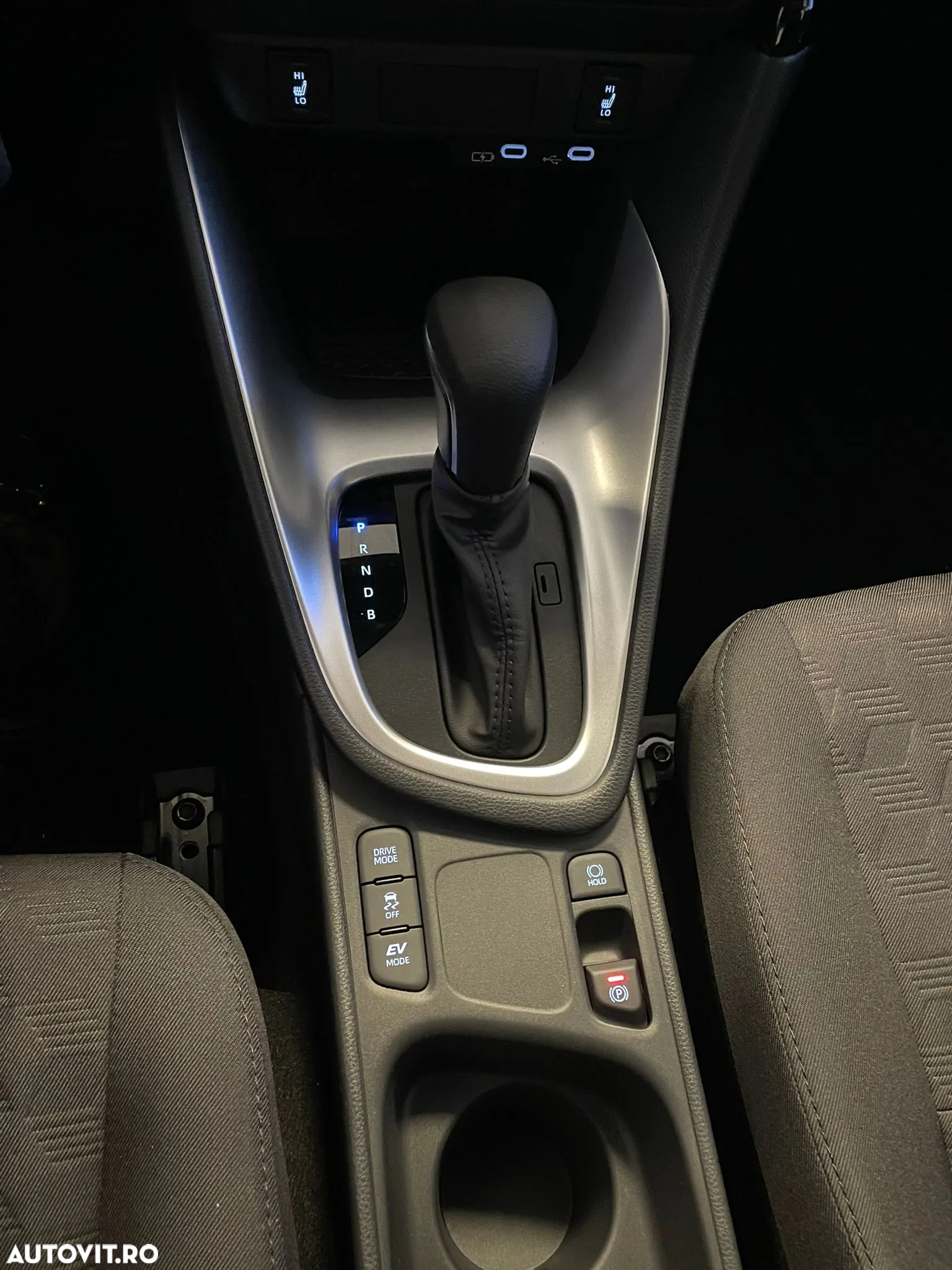 Toyota Yaris 1.5 116 CP HEV Active - 10