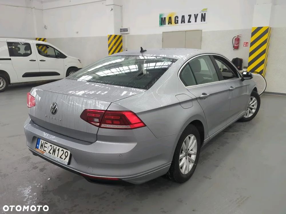 Volkswagen Passat 2.0 TDI EVO Business - 4