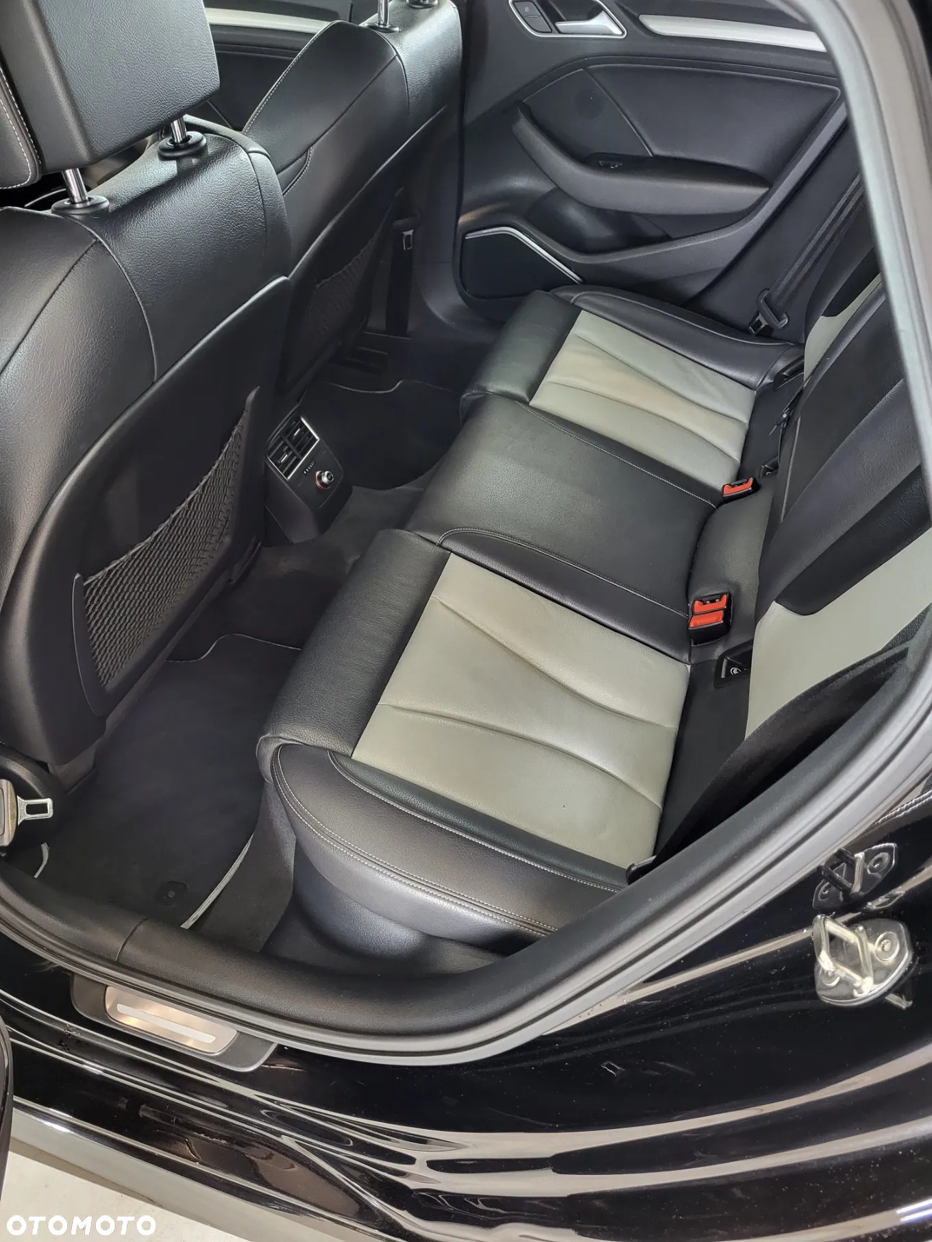 Audi S3 TFSI Quattro S tronic - 12