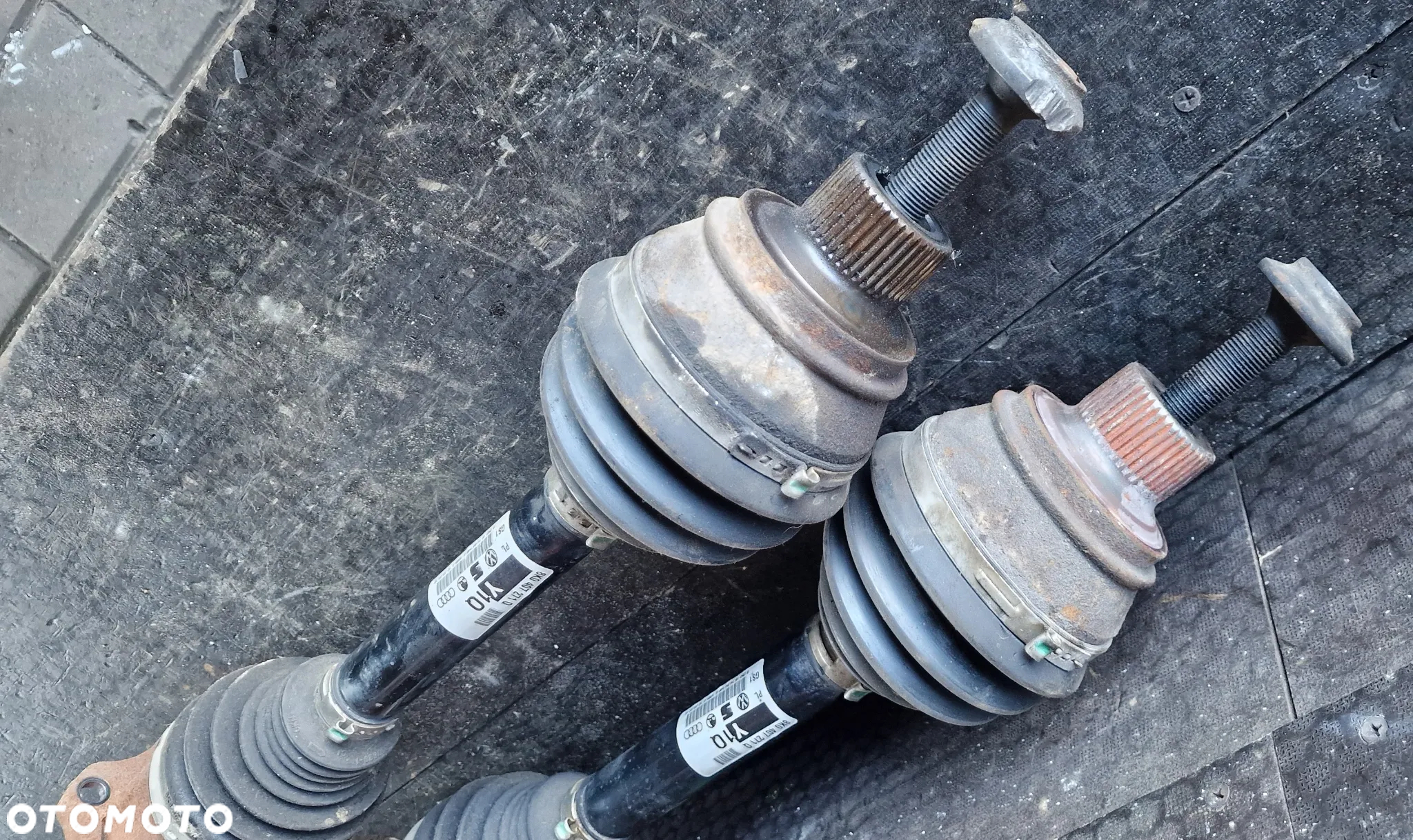 PÓŁOŚ PRZÓD PRAWA LEWA 8K0407271Q AUDI A4 B8 KOMBI AVANT 1.8 TFSI - 7