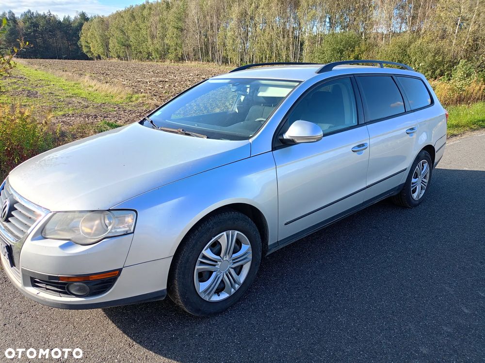 Volkswagen Passat 1.9 TDI Comfortline - 4