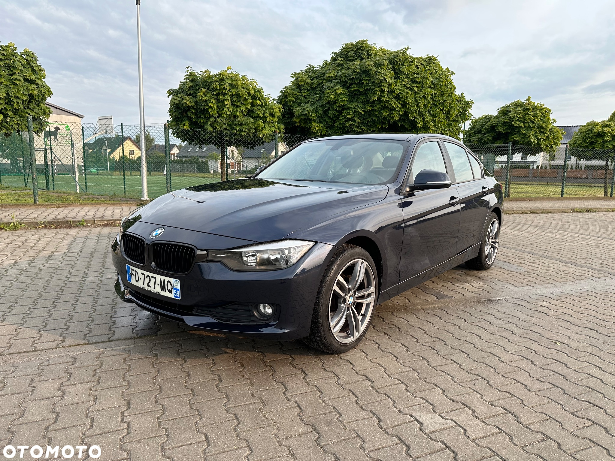 BMW Seria 3 318d - 3