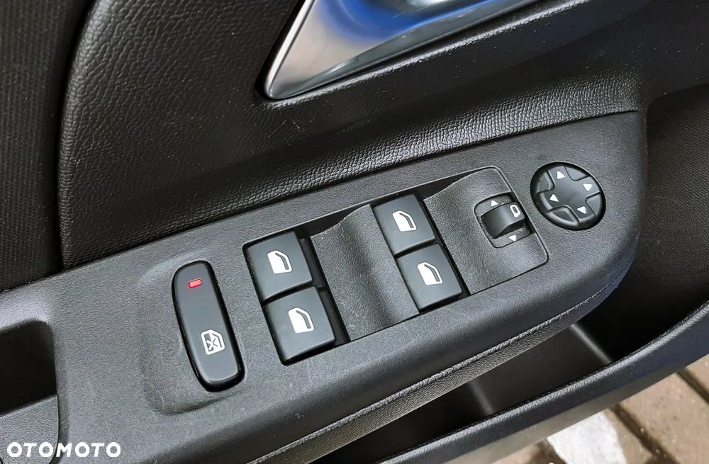 Opel Corsa 1.2 Edition S&S - 41