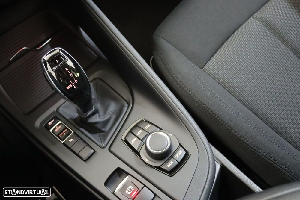 BMW X1 16 d sDrive Advantage Auto - 31