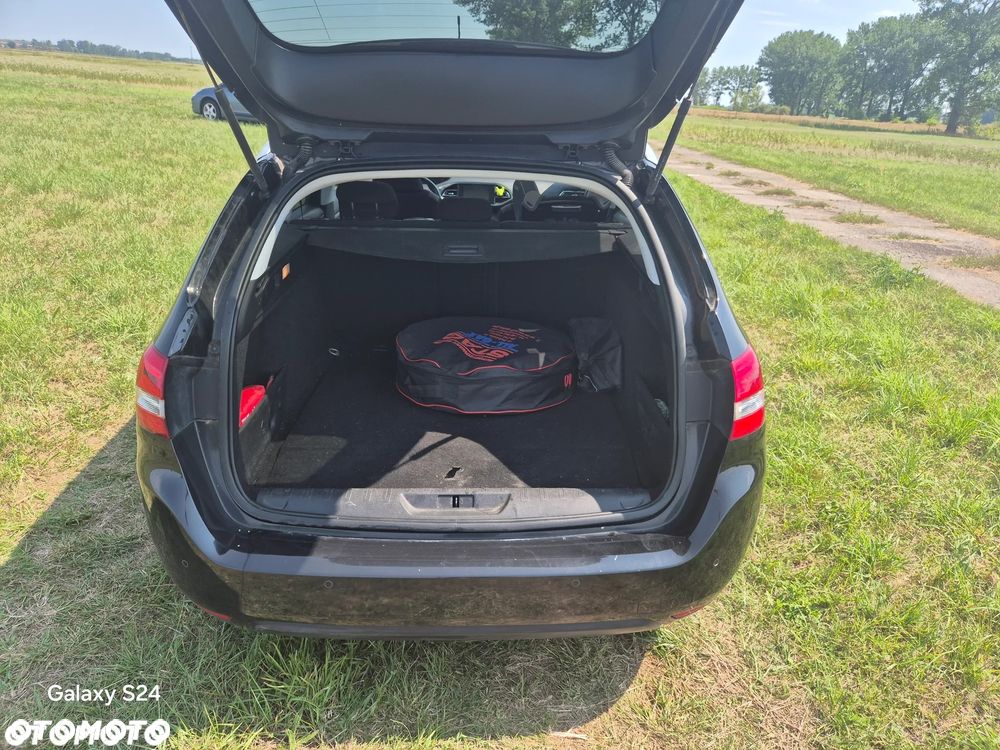 Peugeot 308 1.2 PureTech Style S&S - 12