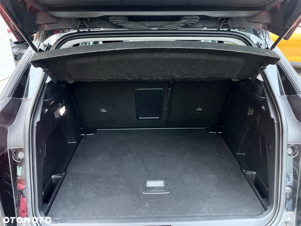 Peugeot 3008 1.6 BlueHDi Allure S&S EAT6 - 30