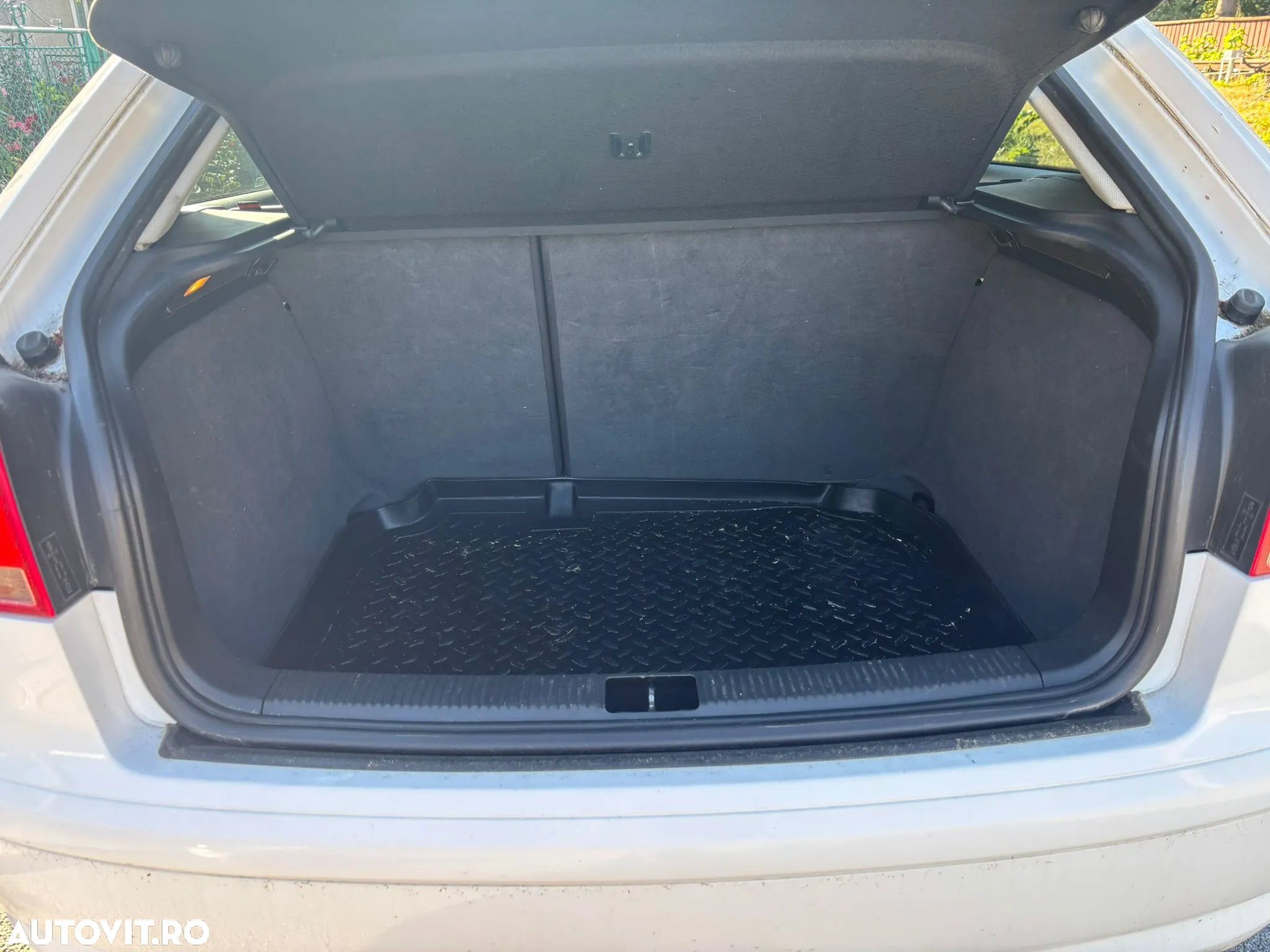 Audi A3 1.6 Ambiente - 10