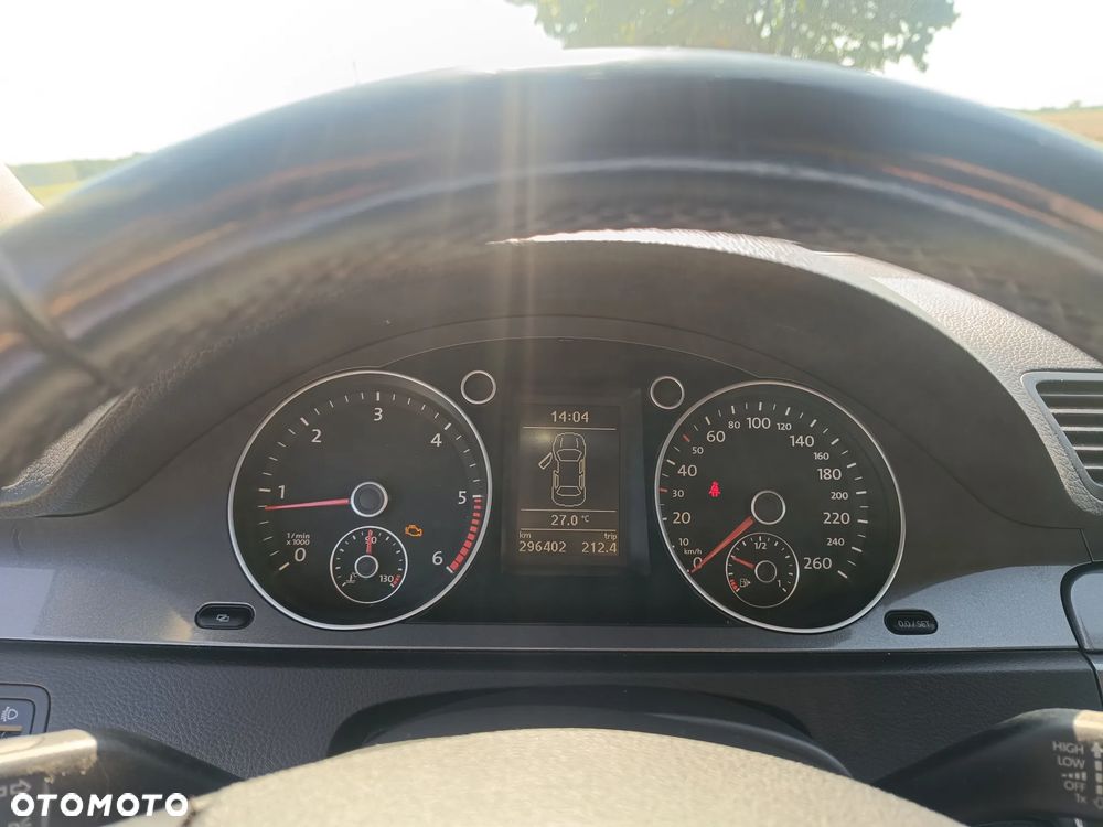 Volkswagen Passat 2.0 TDI DPF Comfortline - 10