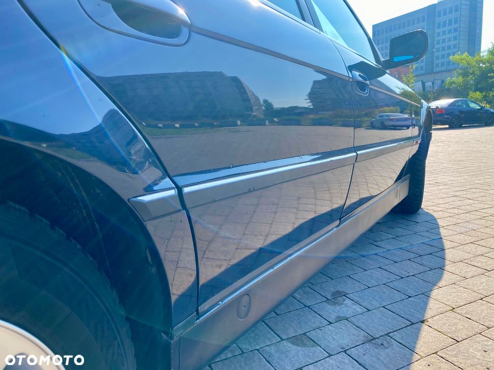 BMW Seria 7 728i L - 8