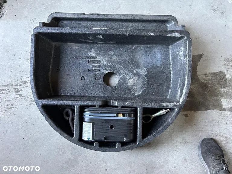 zestaw naprawczy koła kompresor styropian Dodge Caliber - 4