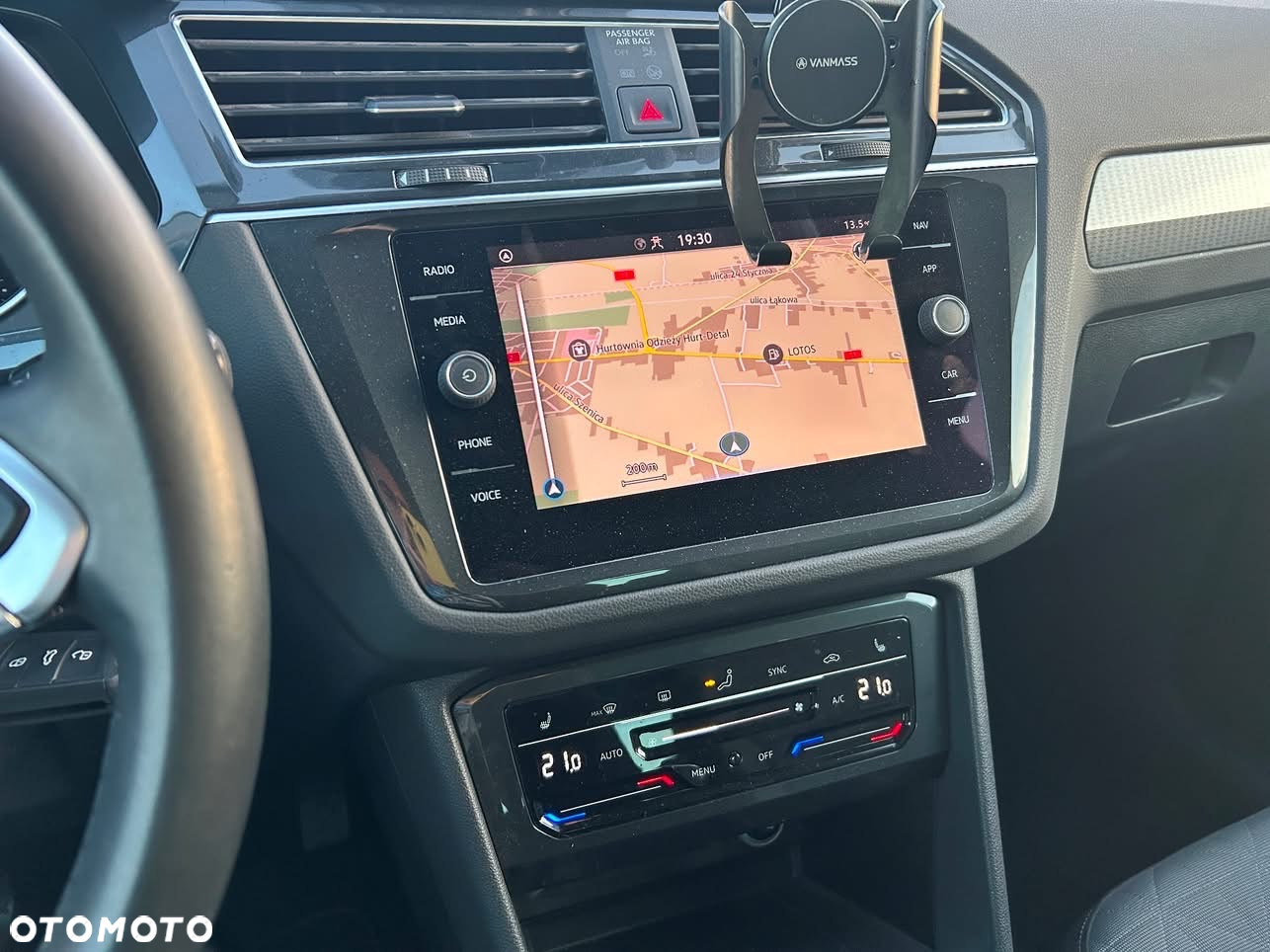 Volkswagen Tiguan 1.5 TSI OPF URBAN SPORT - 11