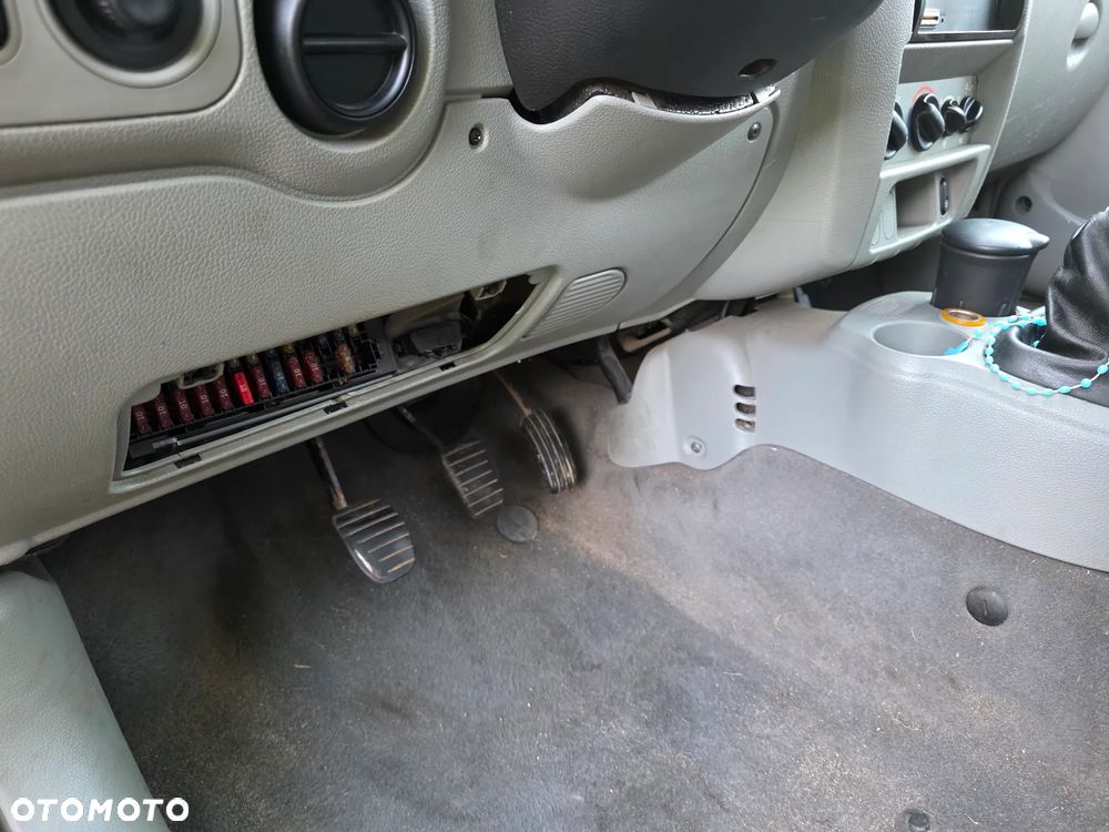 Renault Kangoo 1.6 16V Authentique 4x4 - 29