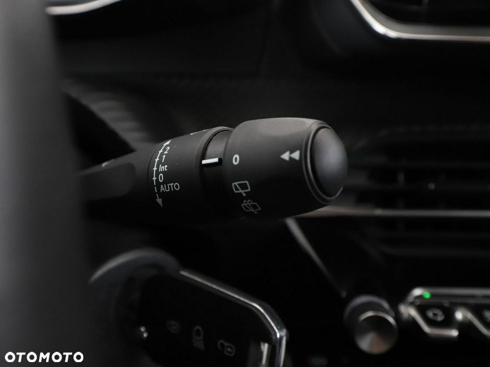 Peugeot 2008 PureTech 130 Allure Pack - 33